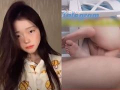 Doggy Vào Lồn Em Sướng Cặc Vô Cùng